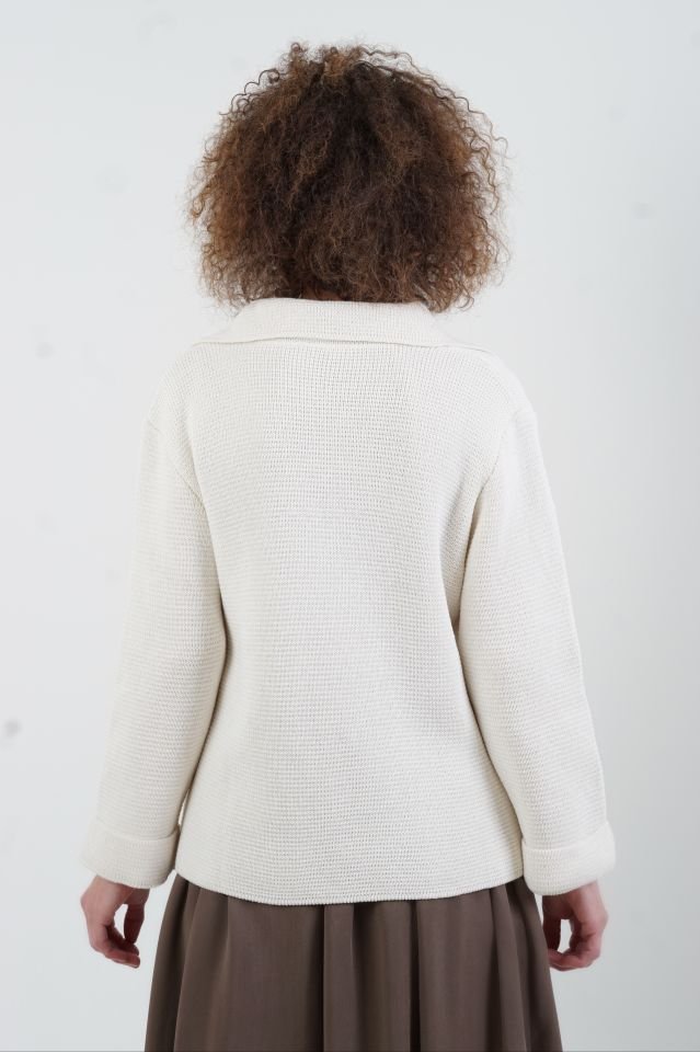 Beyaz Çelik Örme Triko Ceket