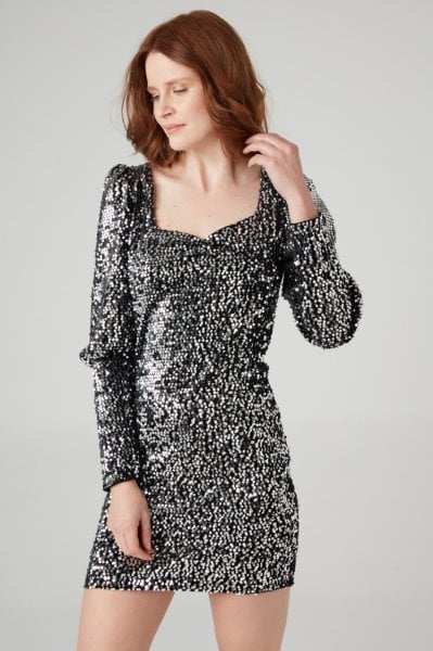 Pul Payetli Kare Yaka Elbise