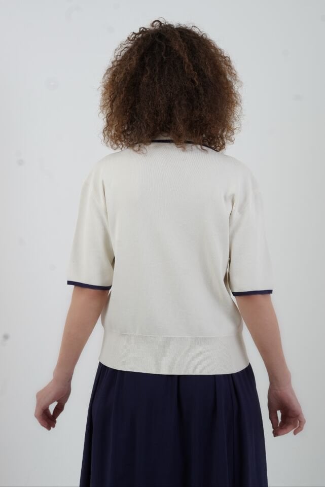 Ekru Kısa Kol Fermuarlı Triko Ceket