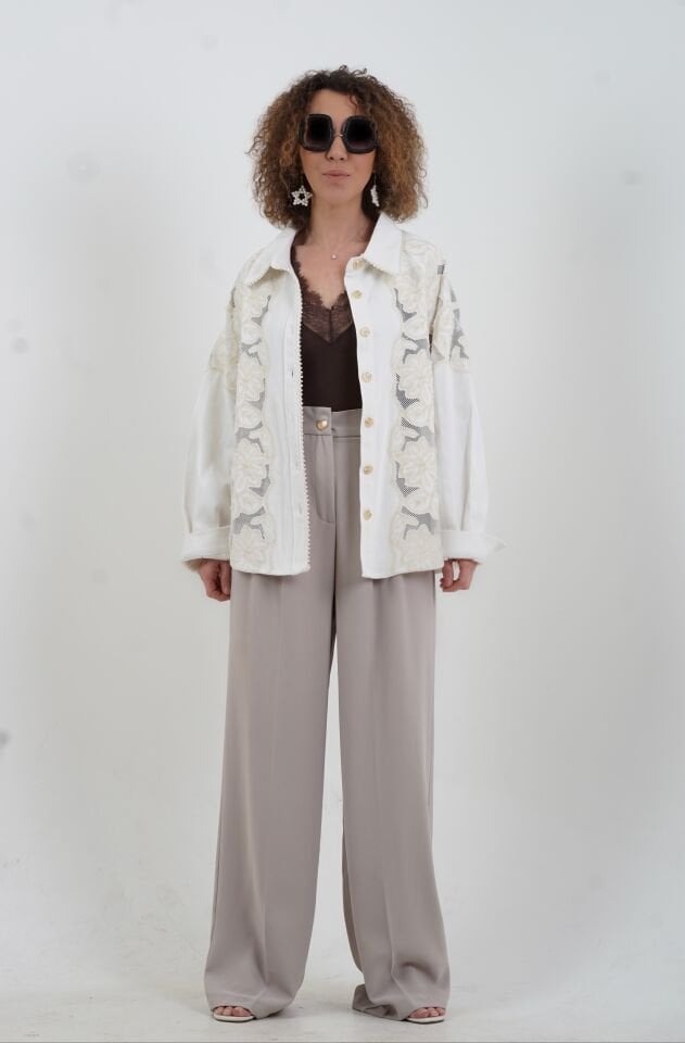 Krem Çiçek Nakışlı İthal Ceket