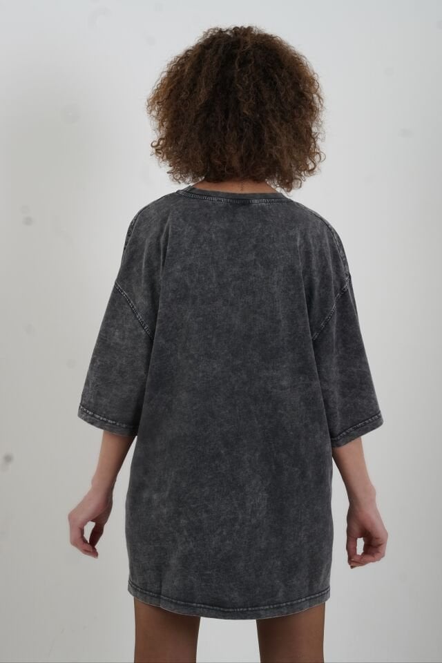 Antrasit Çizgi Karakter Baskılı Soluk Efektli Oversize Tshirt