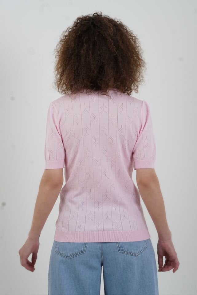 Pembe Çiçek Nakışlı Bisiklet Yaka Kazak