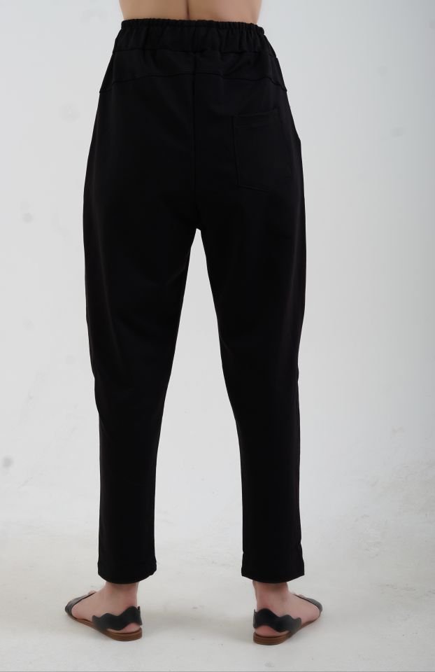 Diagonal Detaylı Jogger Pantolon