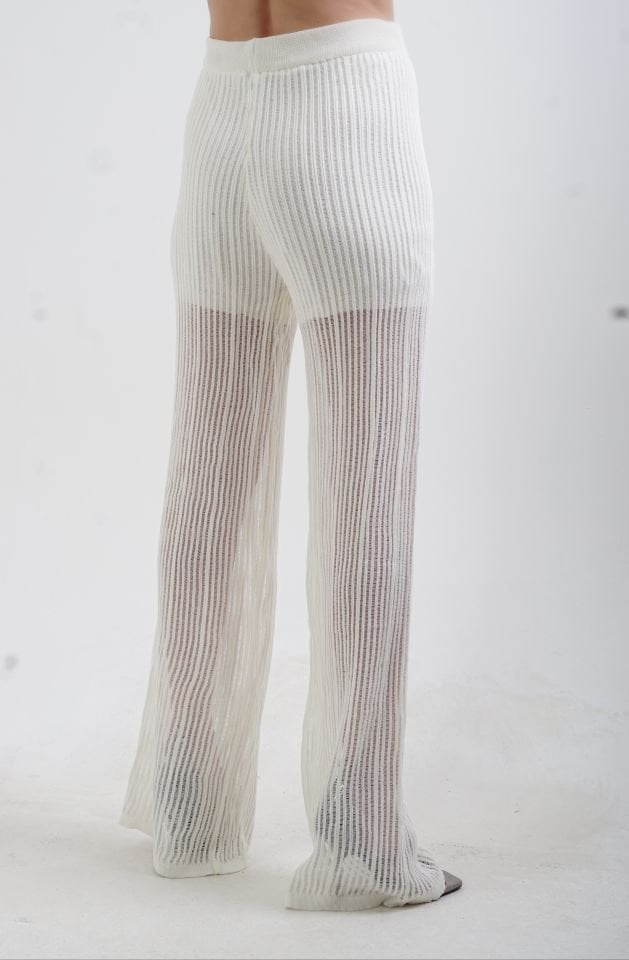 Ekru Ajur Desen İçi Şortlu Pantolon Bluz Takım