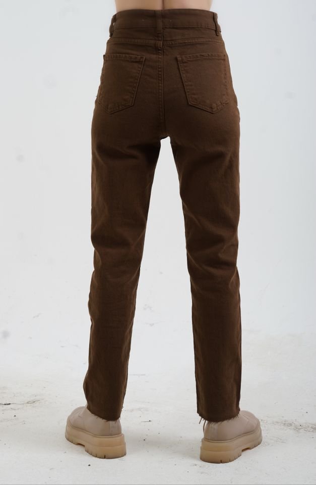 Kahve Paçası Dikişsiz Mom Fit Jean Pantolon