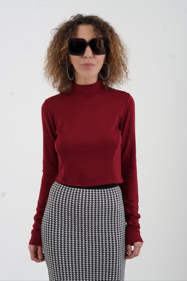 Sırtı Fermuarlı Crop Bluz