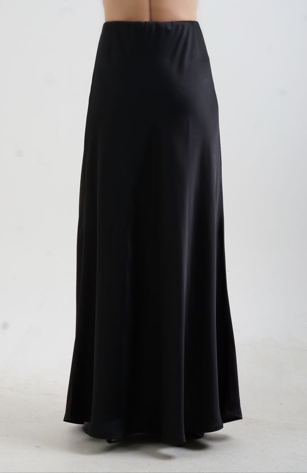 Siyah Tok Saten Maxi Boy Etek