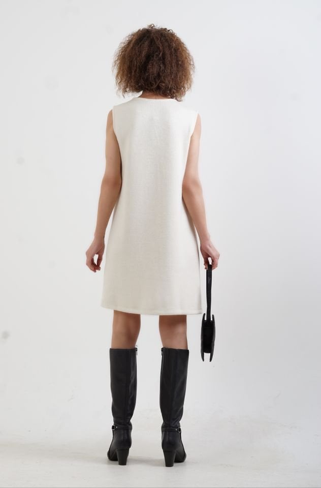 Ekru Fiyonk Detaylı Triko Görünümlü Örme Elbise