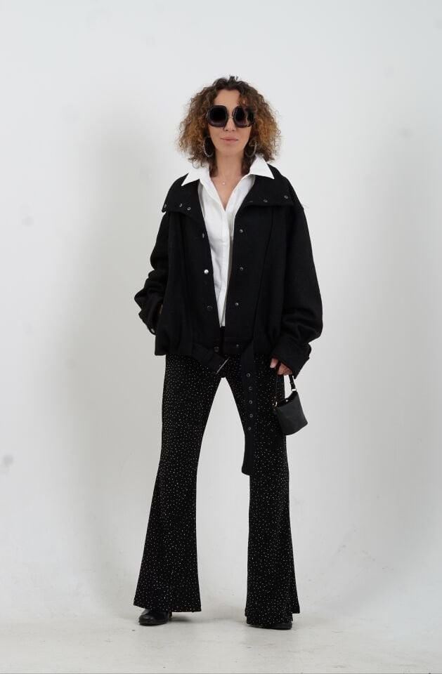 Siyah Arkası Pileli Bomber Ceket