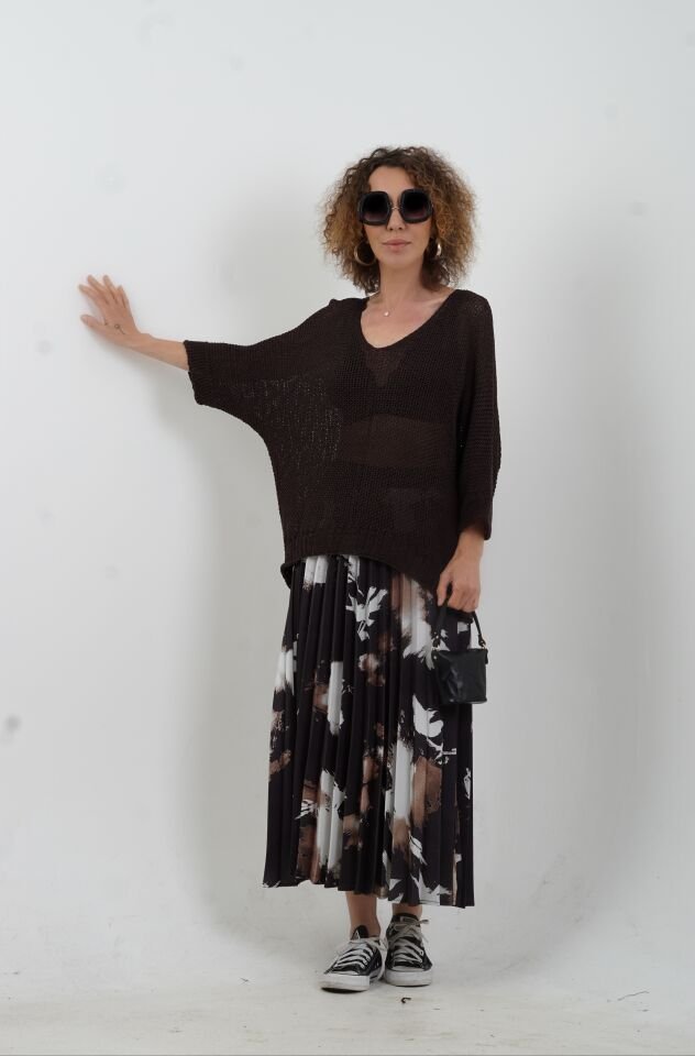 Koyu Kahve Sofistik V Yaka Triko