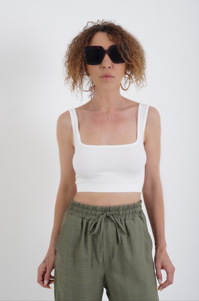 Beyaz Askılı Crop Top