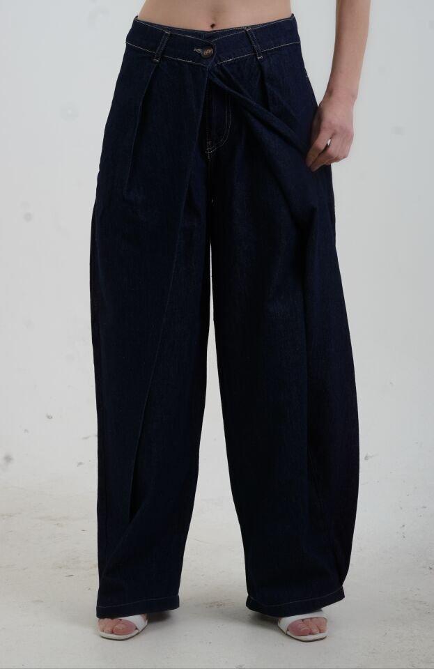 Lacivert Önü Parçalı Rahat Denim Pantolon