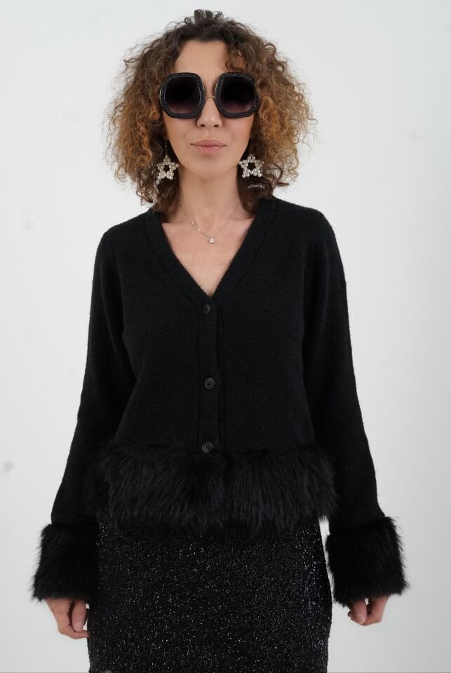 Siyah Suni Kürk Detaylı Hırka