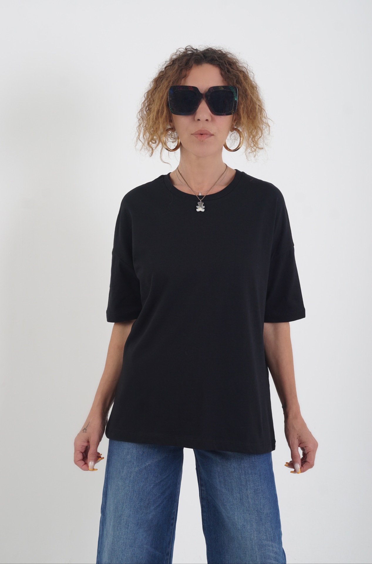 Siyah O Yaka Basic Tshirt