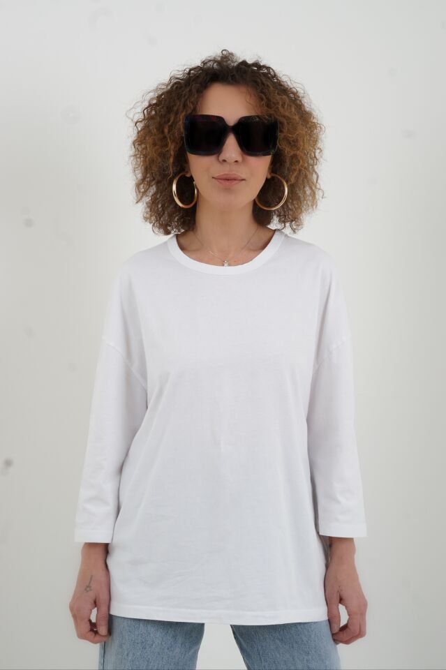 Beyaz Bisiklet Yaka Truvakar Kol Tshirt