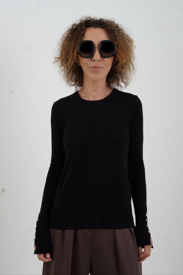 Siyah O Yaka Kolu Droplu Kazak