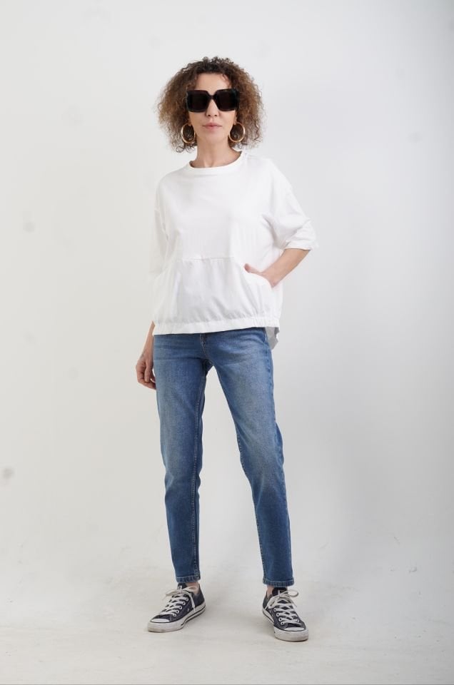 Ekru Arkası Düğmeli Cepli Tshirt