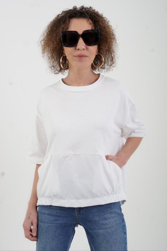 Ekru Arkası Düğmeli Cepli Tshirt