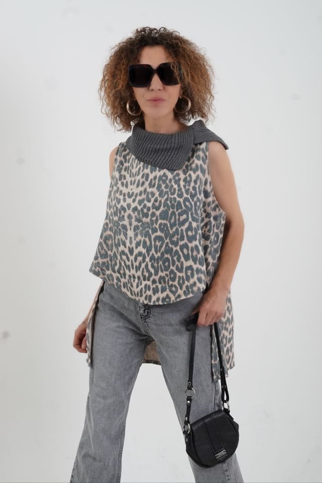 Leopar Yaka Triko Detay Bluz