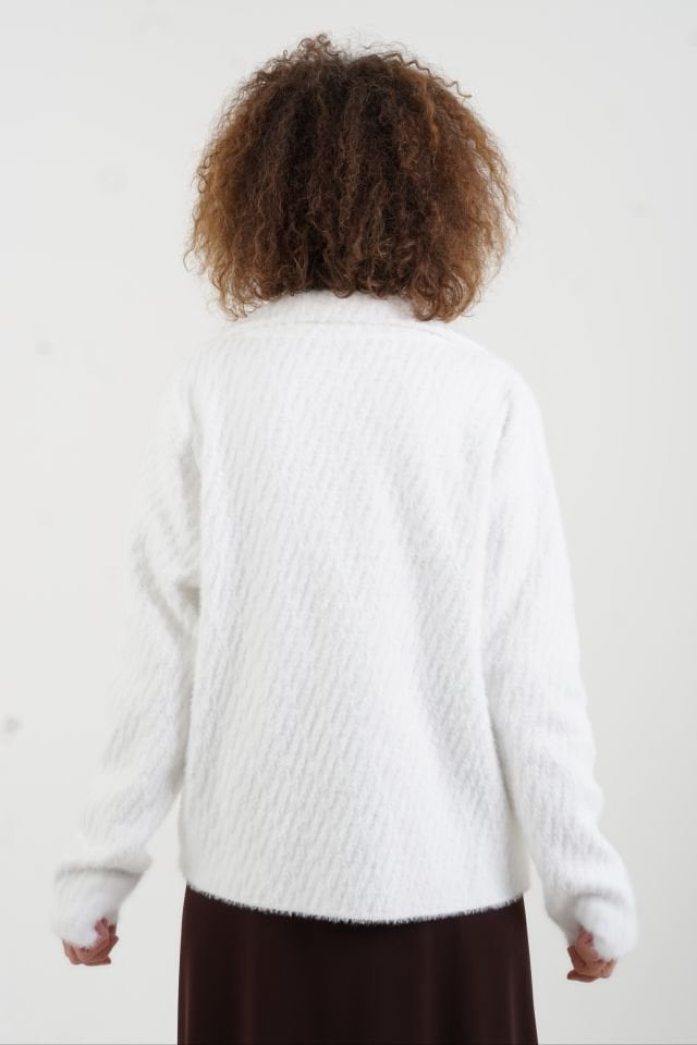 Ekru Sofistik Yaka Katlamalı Triko Ceket