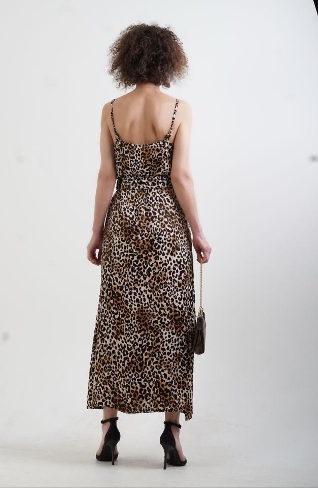 Leopar Desenli  Kemerli Askılı Saten Elbise