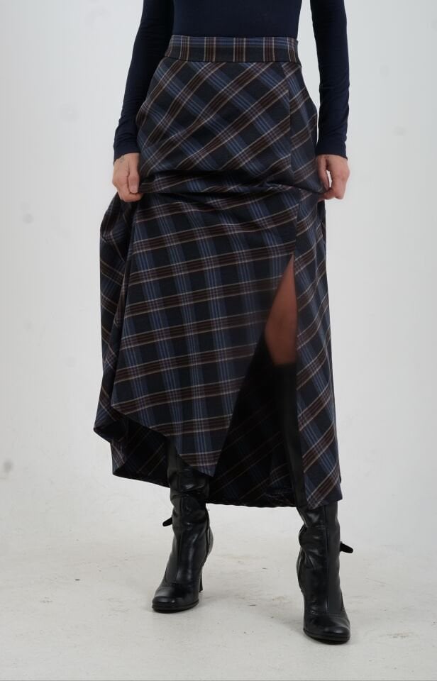 Lacivert Ekoseli Yırtmaçlı Etek