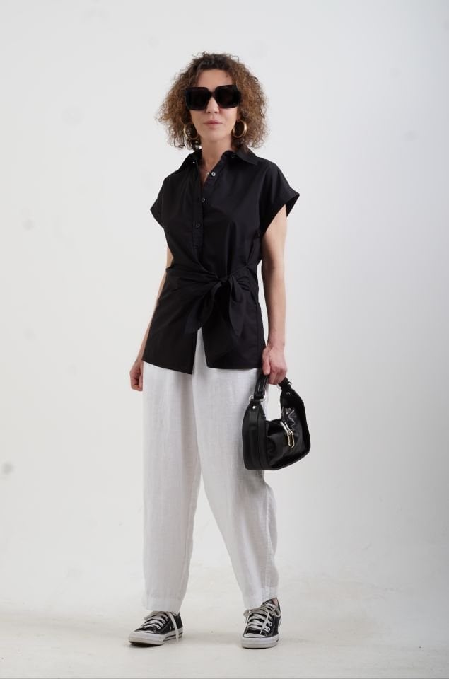 Siyah Önden Bağlamalı Gömlek