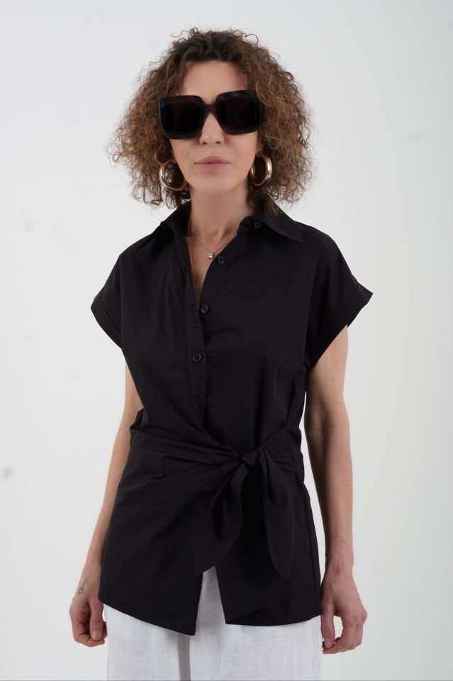 Siyah Önden Bağlamalı Gömlek