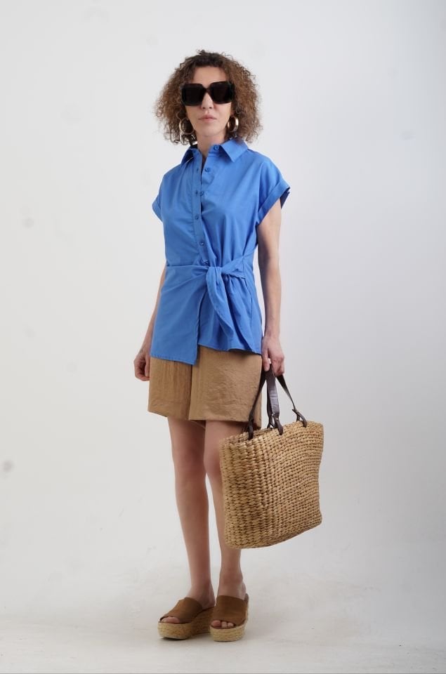 Saks Mavi Önden Bağlamalı Gömlek