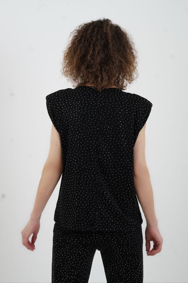 Siyah Droplu Vatkalı Sıfır Kol Simli Bluz