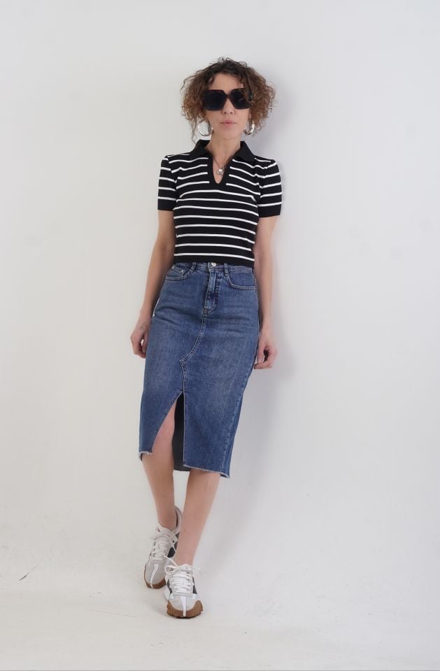 Siyah Polo Yaka Çizgili Kısa Kol Crop Triko
