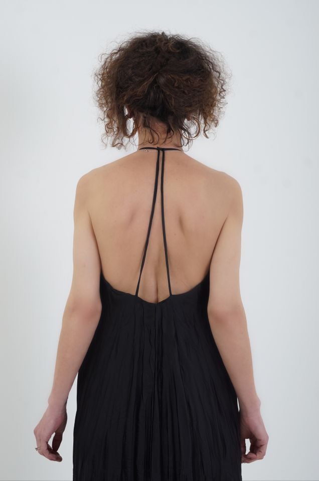 Aksesuar Detaylı Askılı Elbise