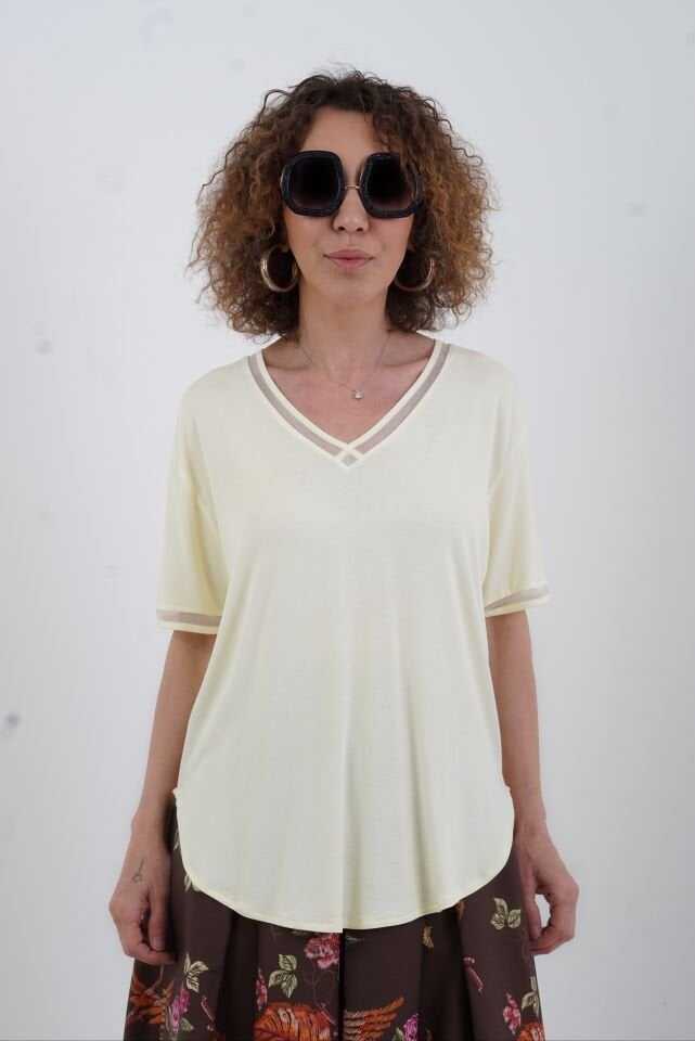 Sarı Simli V Yaka Yıkamalı Modal Tshirt