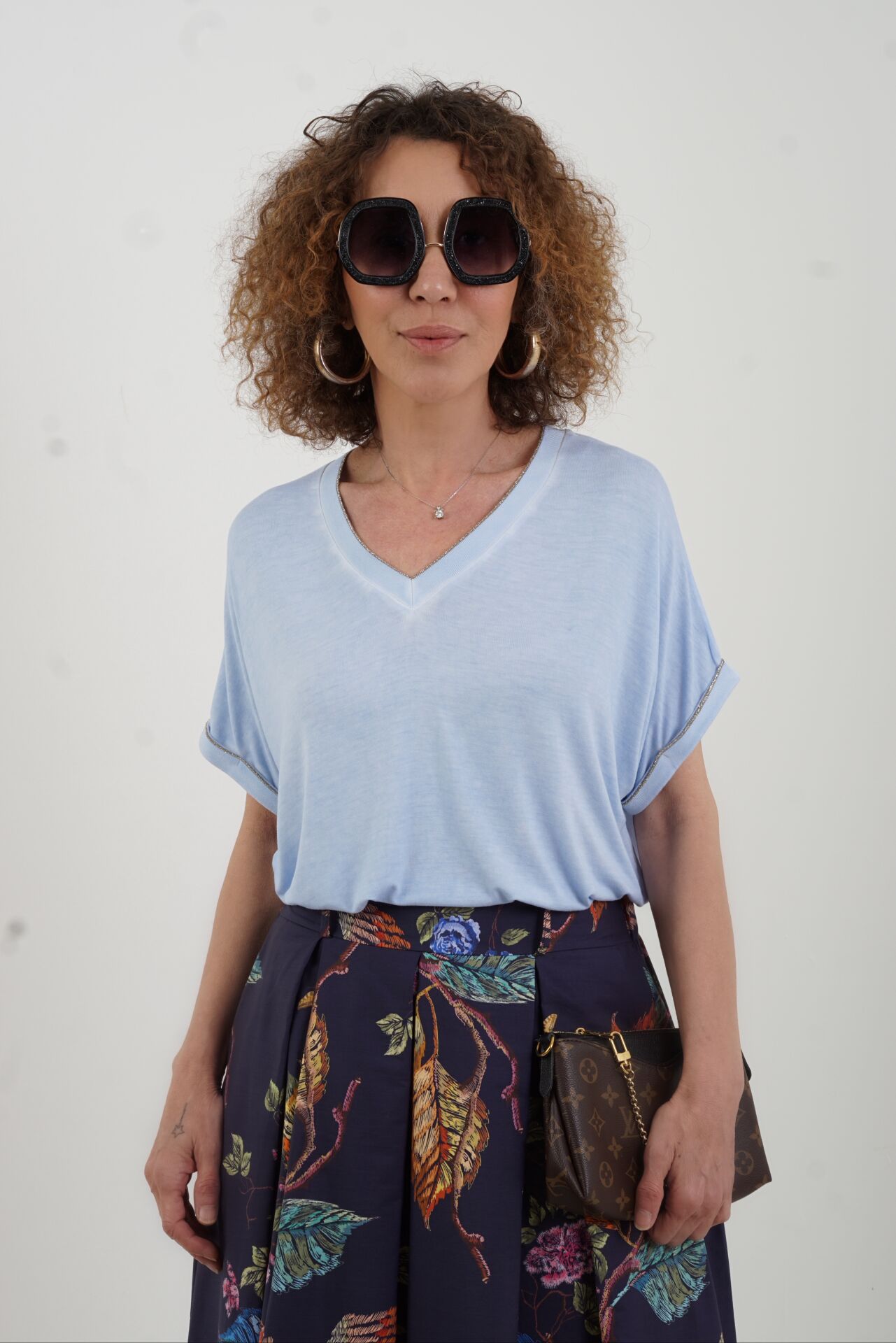 Bebe Mavi Gold Çizgili V Yaka Yıkamalı Modal Tshirt