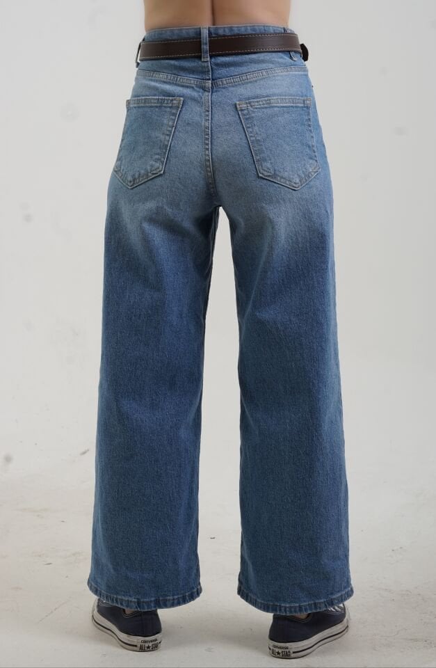 Mavi Kemerli Geniş Paça Kısa Denim  Pantolon